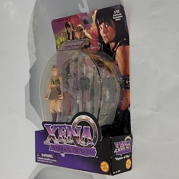 Toy Biz, Xena Warrior Huntress, Gabrielle Orphan of War, & Harem Xena w/ Pillar - Picture 10 of 17